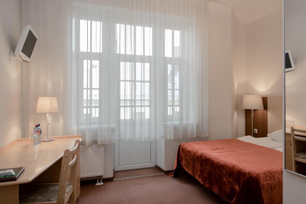 Edvards Hotel